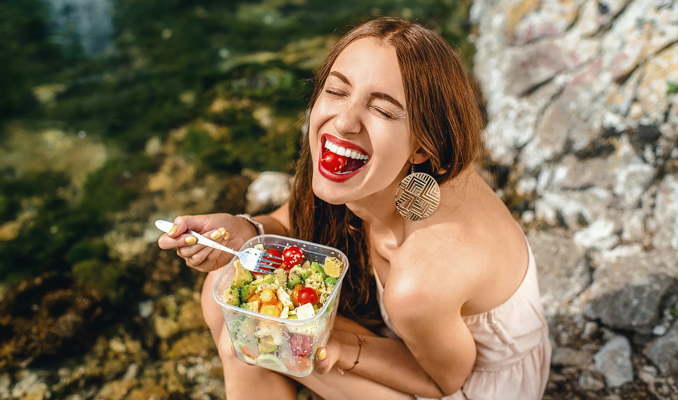 VegNews. MeatlessMondayHeartHealth. AdobeStock